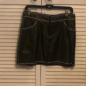 Ladies skirt